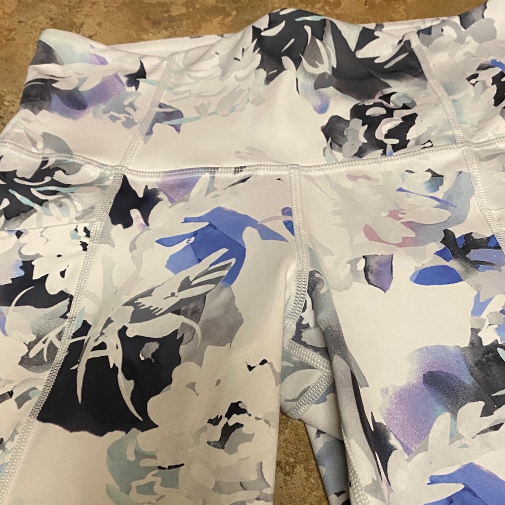 Athleta Floral Print Leggings - White and Blue